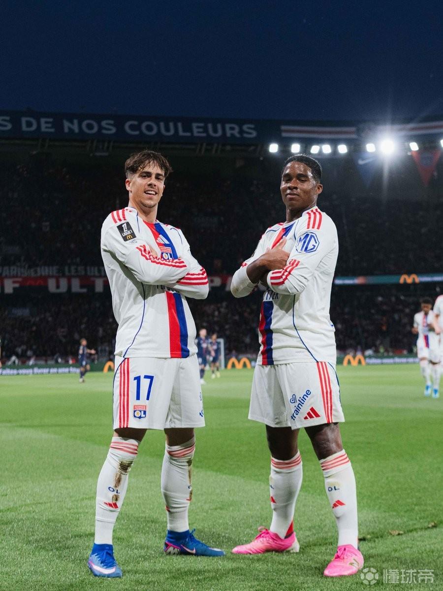 法甲近20年只有5名里昂球员对阵巴黎单场传射，恩德里克上榜