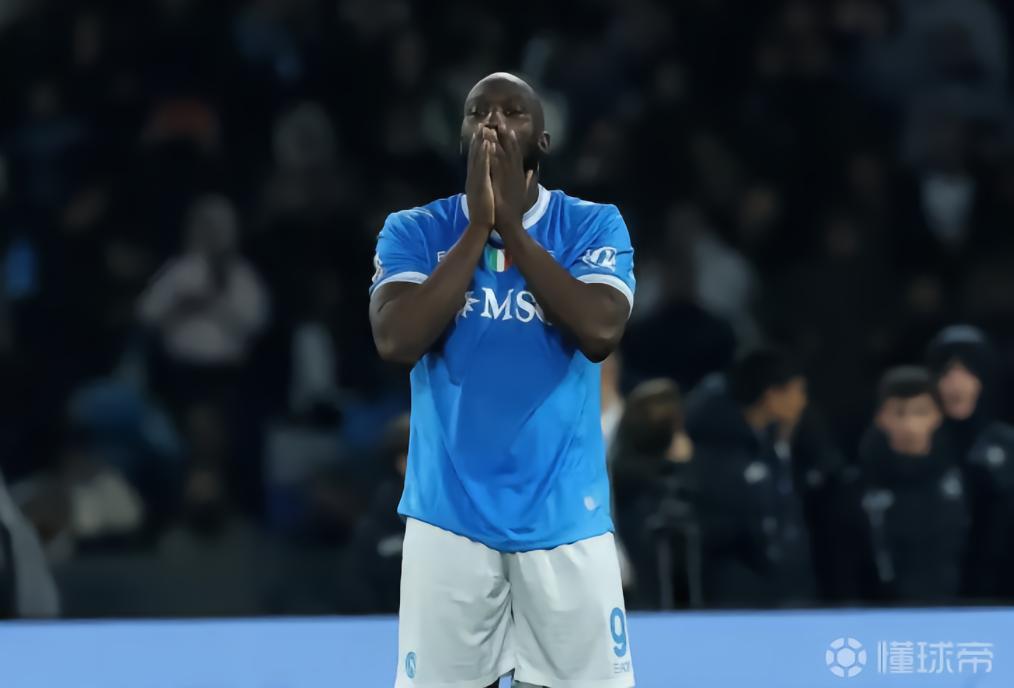 斯基拉：卢卡库已经抵达那不勒斯，预计今天与俱乐部会面