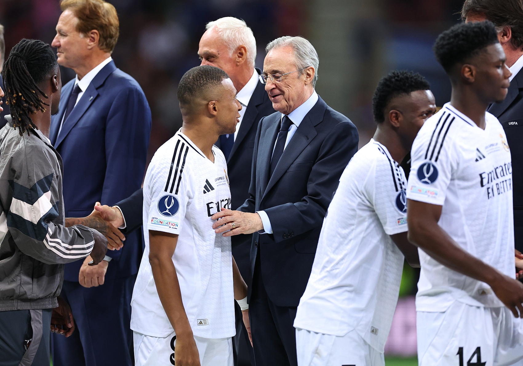 记者：姆巴佩对选帅有话语权 皇马希望找到让他满意的主帅