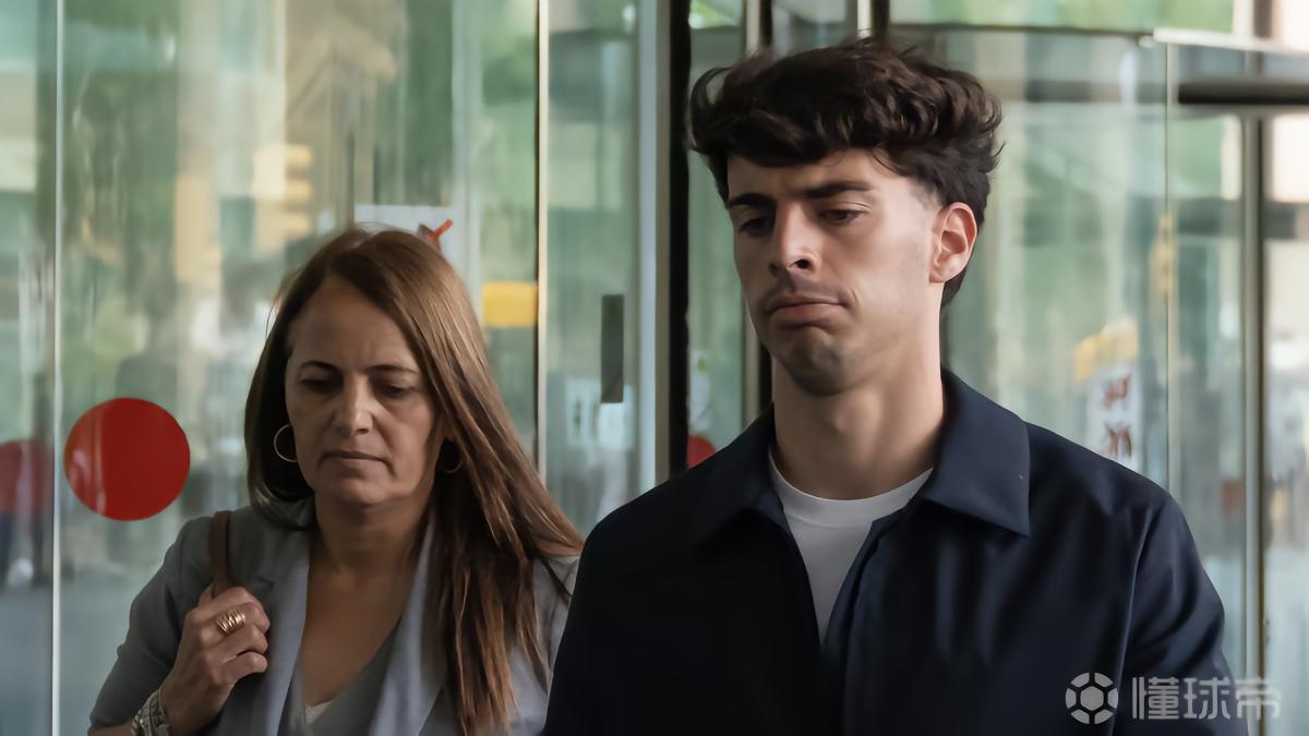 西媒：西班牙人旧将阿瓜多2024年涉嫌性侵，检方请求判9年