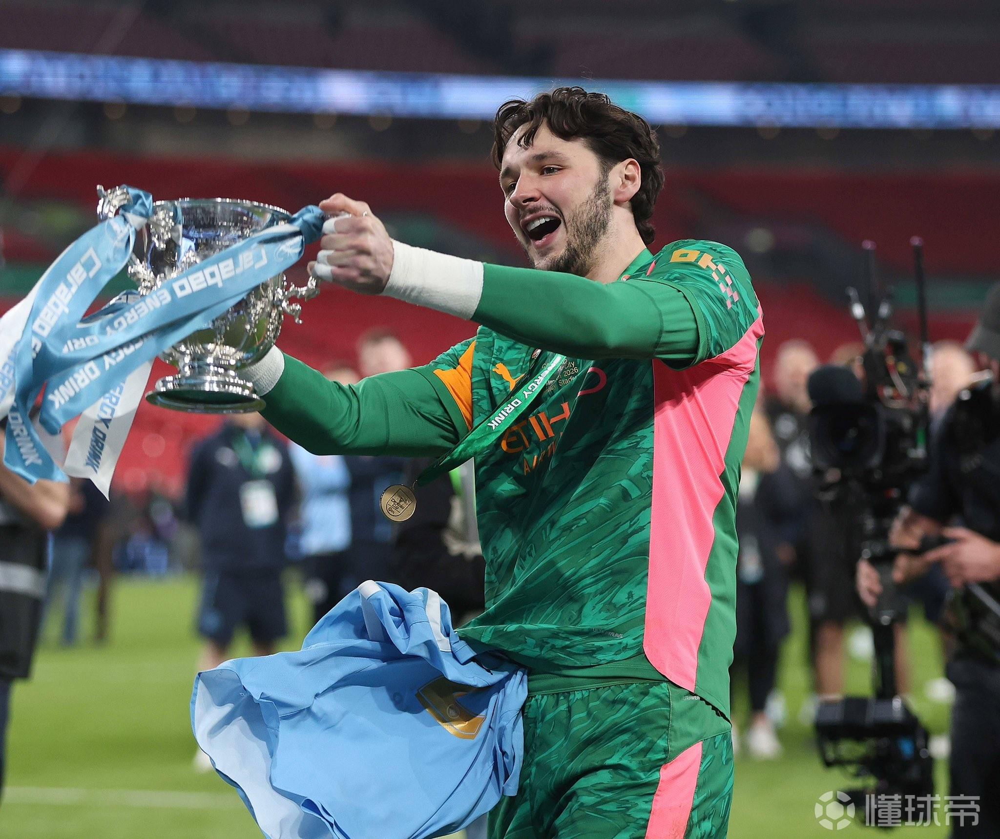 德天空：若费布鲁亨转会，特拉福德会是布莱顿的梦想目标之一