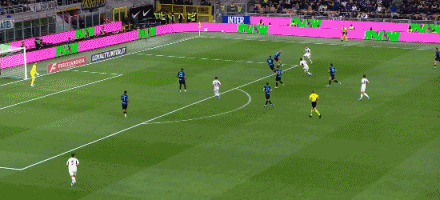 半场：国米0-1科莫，巴图里纳打破僵局