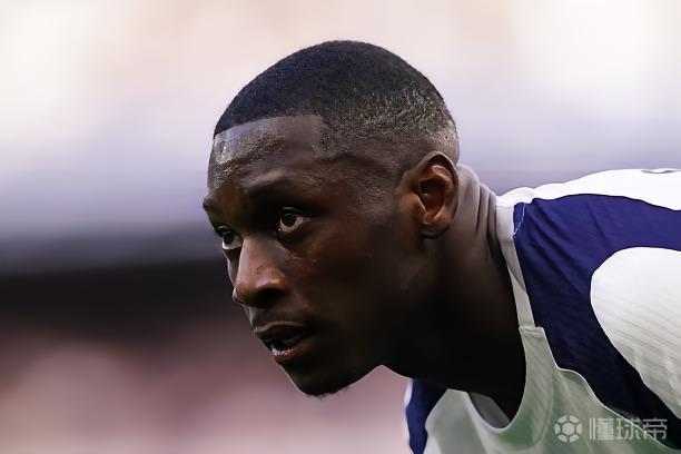 记者：尤文希望2500万至3000万欧签回穆阿尼