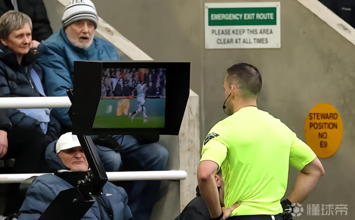 邮报：大多数俱乐部投票拒绝VAR，英冠将继续使用门线技术