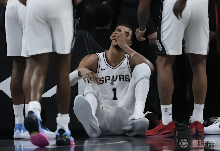 马刺主帅：目前只知道文班是脑震荡，我们会采取正确的步骤处理