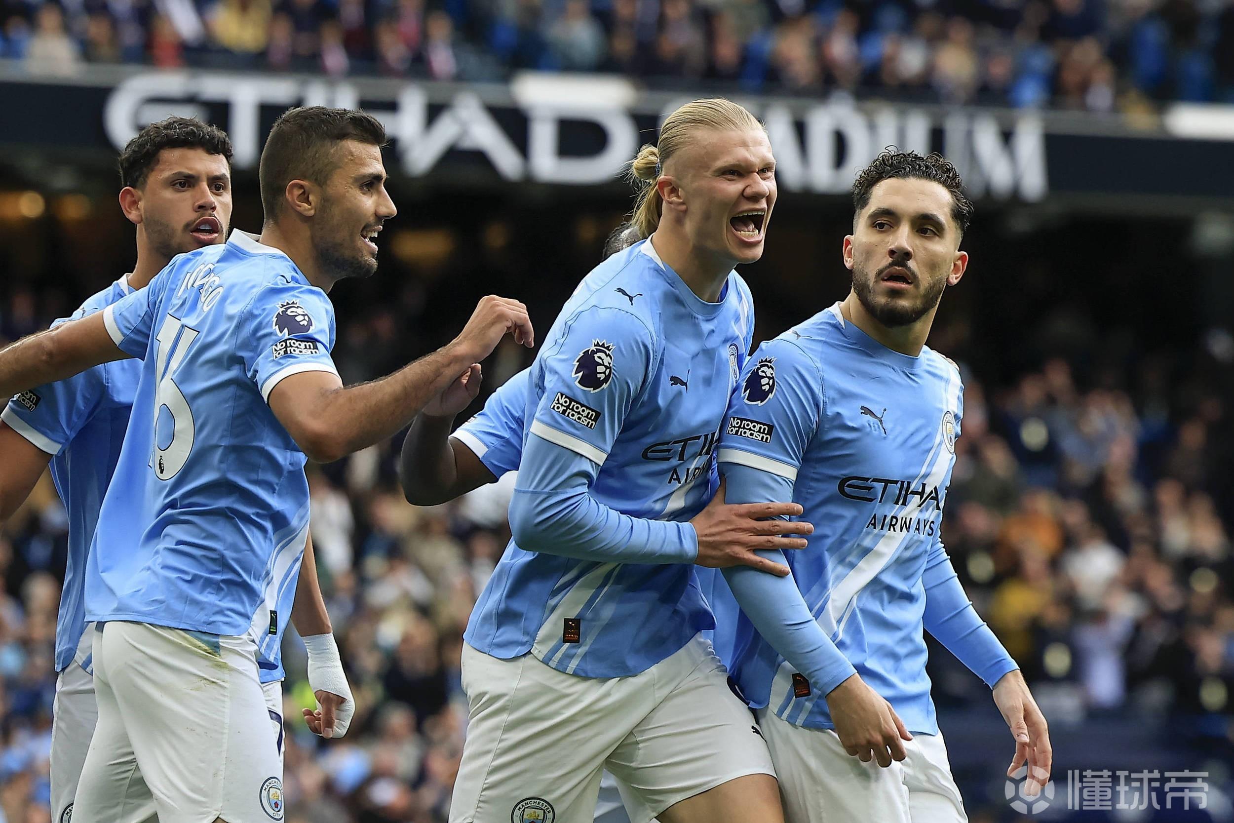 剑南春｜曼城客战伯恩利盼登顶，参与互动赢取曼城助威挂件