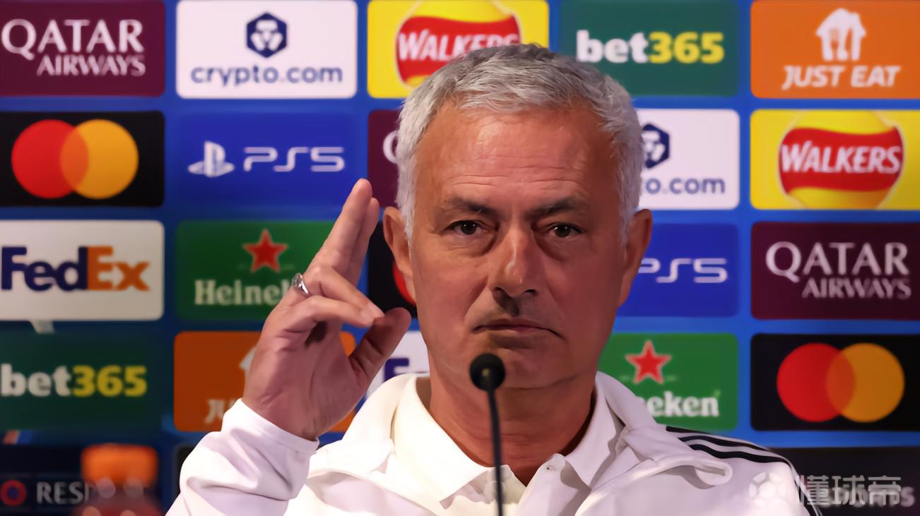 阿斯：穆里尼奥愿意重返皇马，俱乐部将在1个月后进行评估