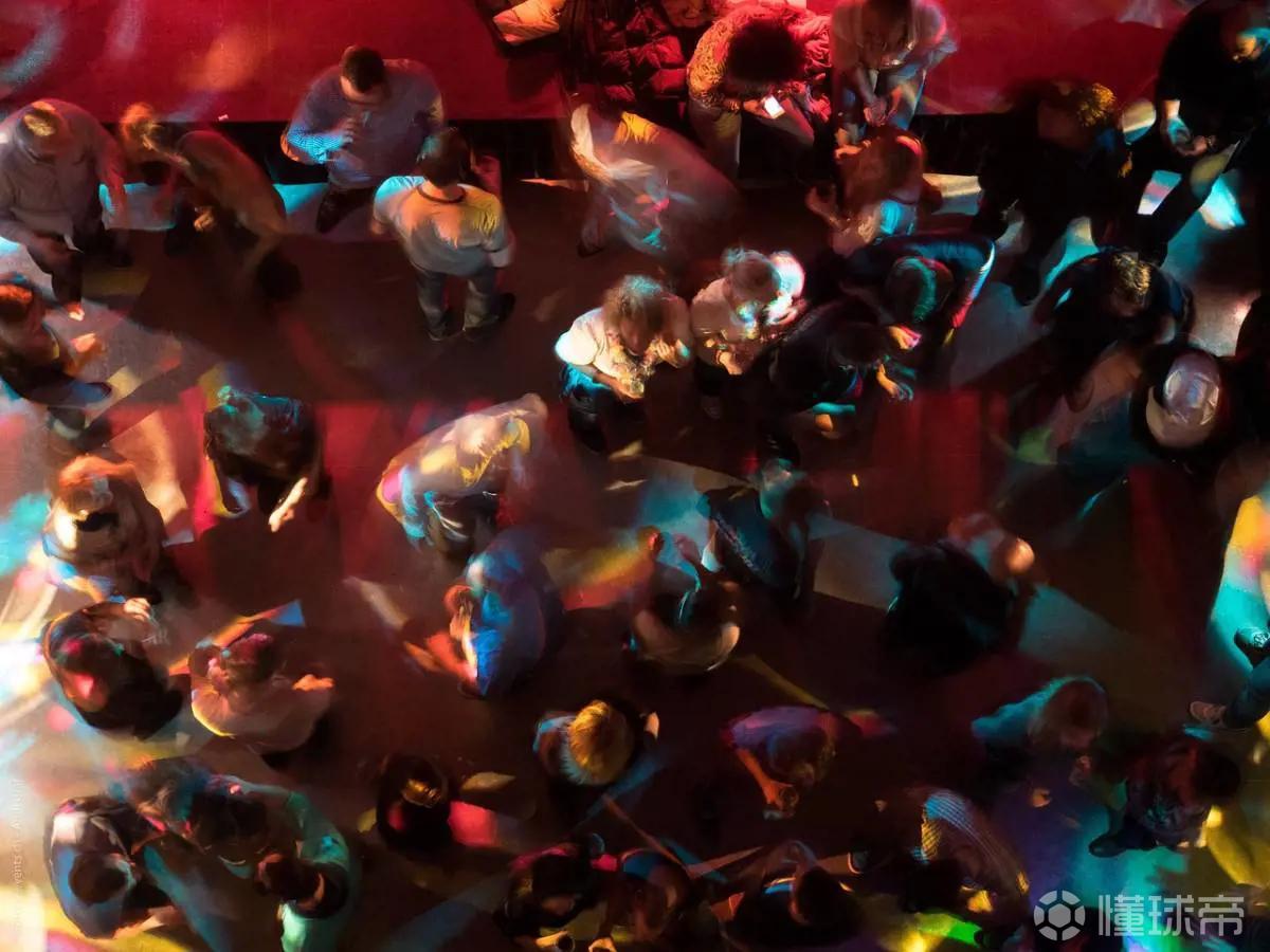 意媒披露卖淫团伙牵连意甲球员名单，小马尔蒂尼等球员在列