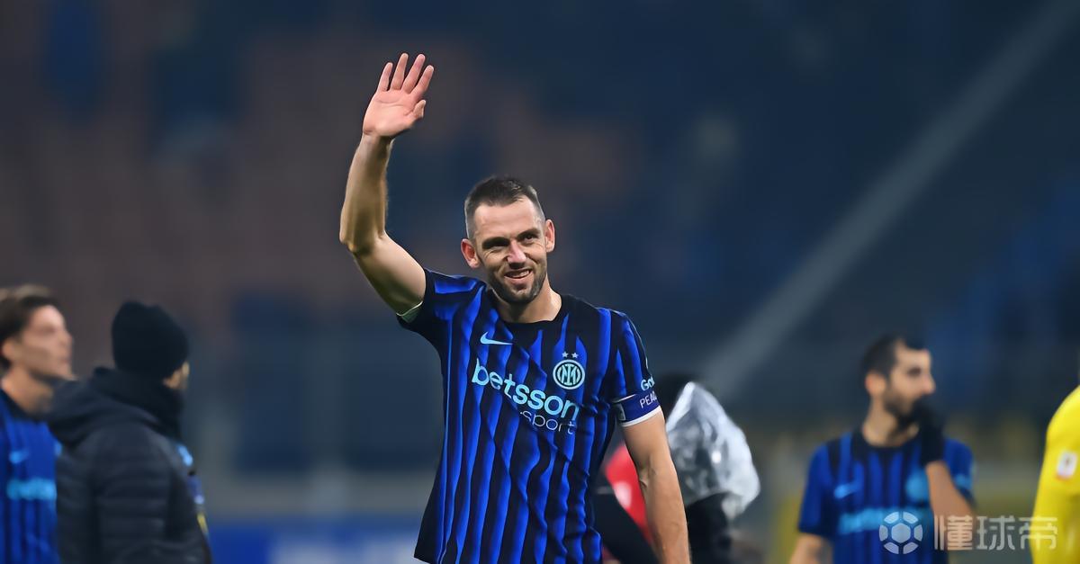 意媒：如果能够成功升级，蒙扎想要免签德弗赖