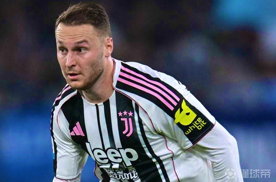 佩杜拉：库普梅纳斯不再寻求留队，尤文可能3000万欧出售