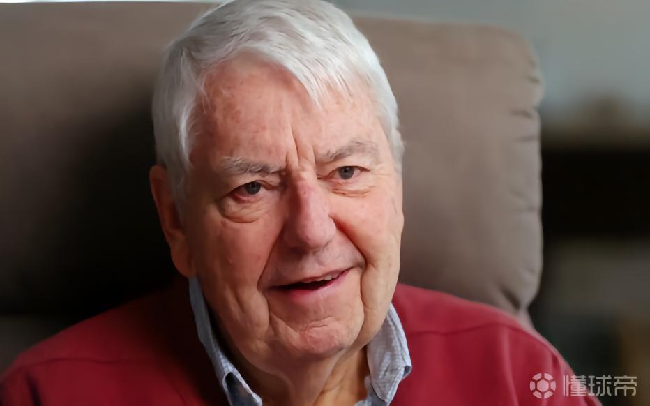 巴黎前主席祝贺纳赛尔800场：刚接手时不看好你，但你干的真棒