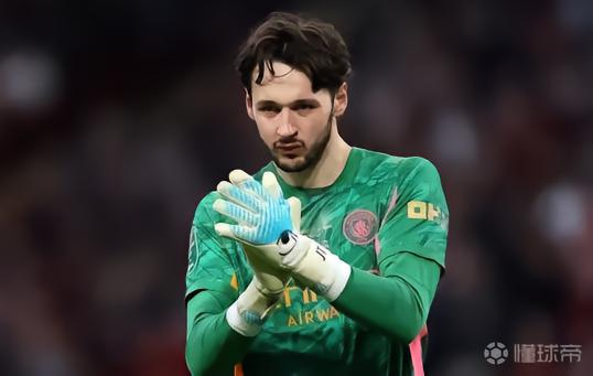 Goal：利物浦、切尔西、热刺、纽卡和维拉都对特拉福德有兴趣