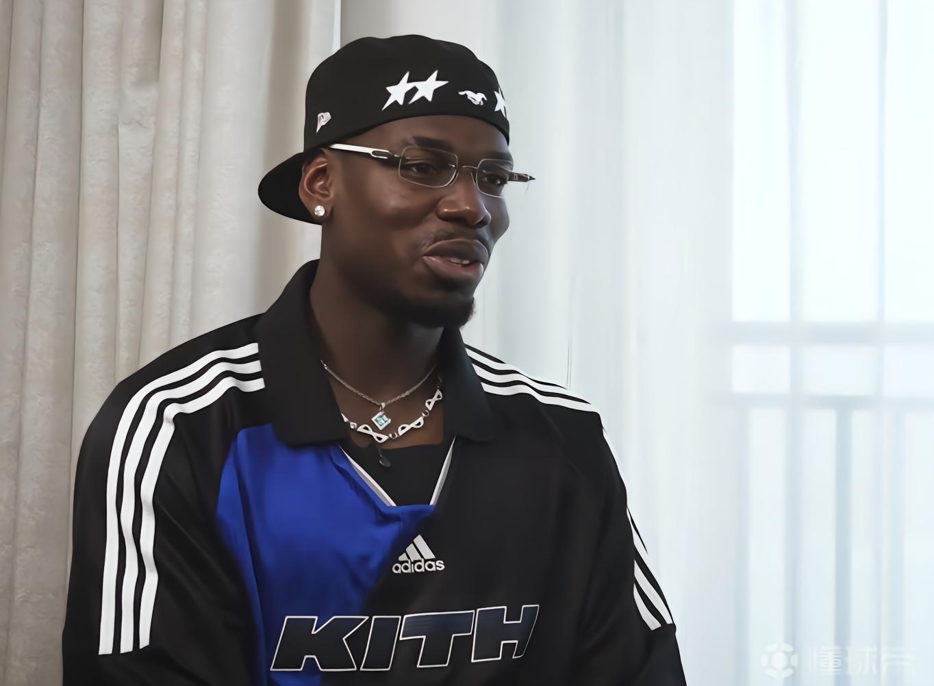 博格巴选五人制阵容：瓦拉内、坎特、B费，前锋选不出来