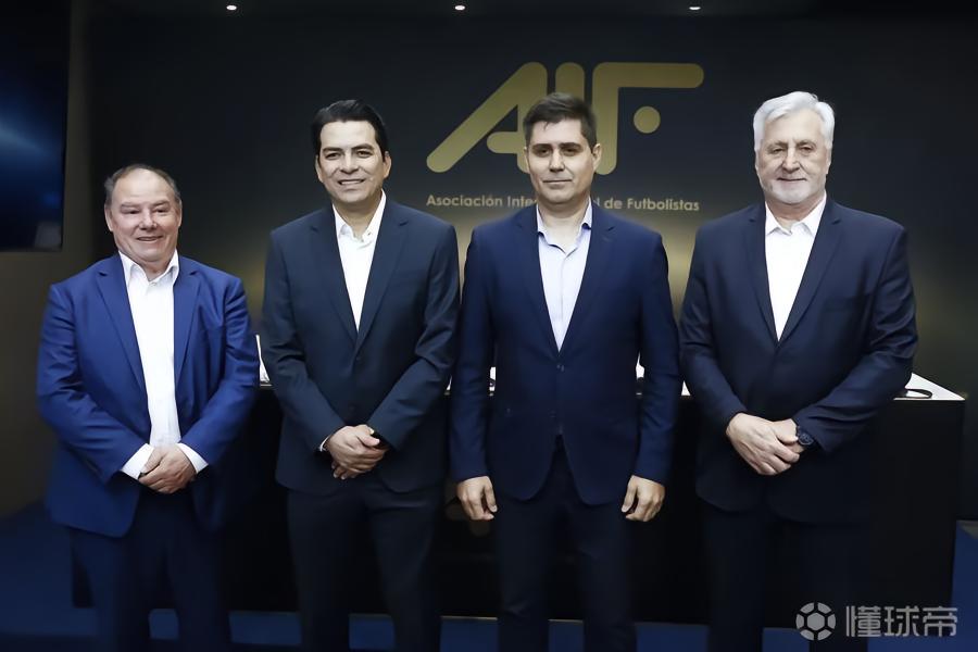 国际足球运动员协会正式成立，牵头团队对FIFPRO模式较为不满