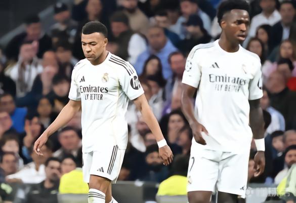 队报：越来越多声音认为，皇马出售维尼修斯能让球队重拾平衡