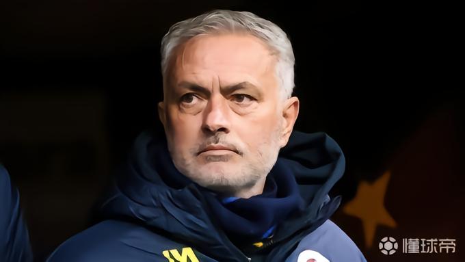 阿斯：穆里尼奥愿意执教皇马，皇马仅需支付象征性费用签约