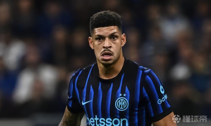 国米官方：路易斯-恩里克右大腿内收肌拉伤，将在未来几天重新评估