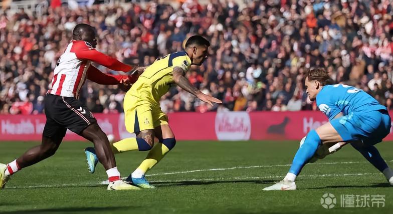 英超关键事件小组认定，布罗比犯规致罗梅罗受伤应吃第二黄