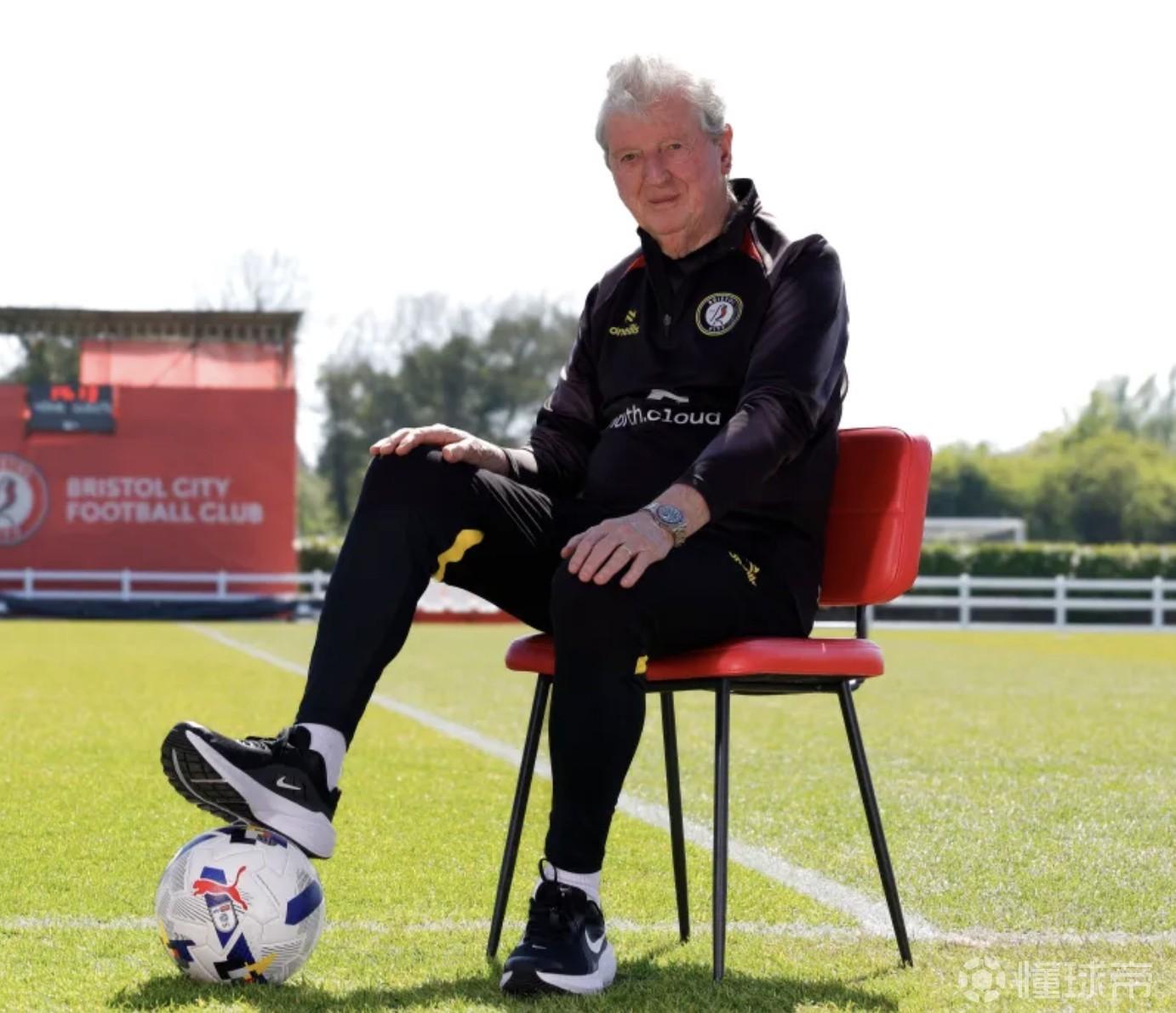 为何执教布里斯托尔城？霍奇森开玩笑：我怕热刺邀请我