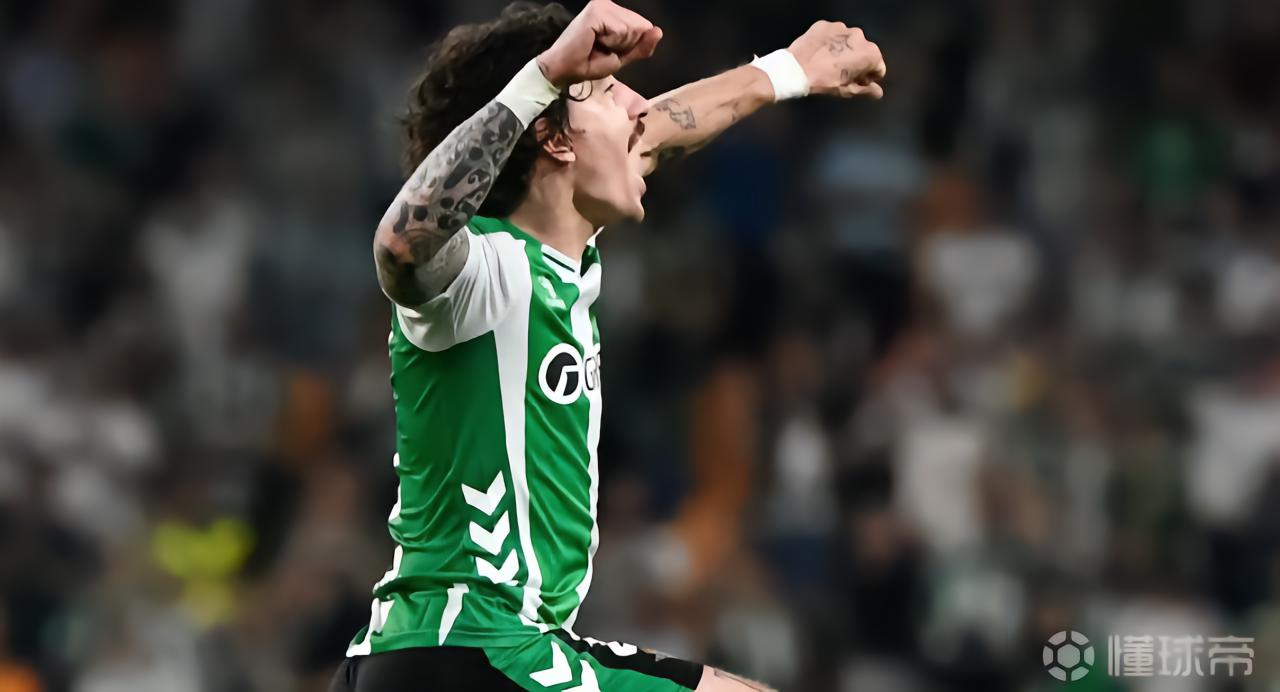 阿斯：巴萨全队在酒店看皇马比赛，贝莱林进绝平球后陷入狂欢