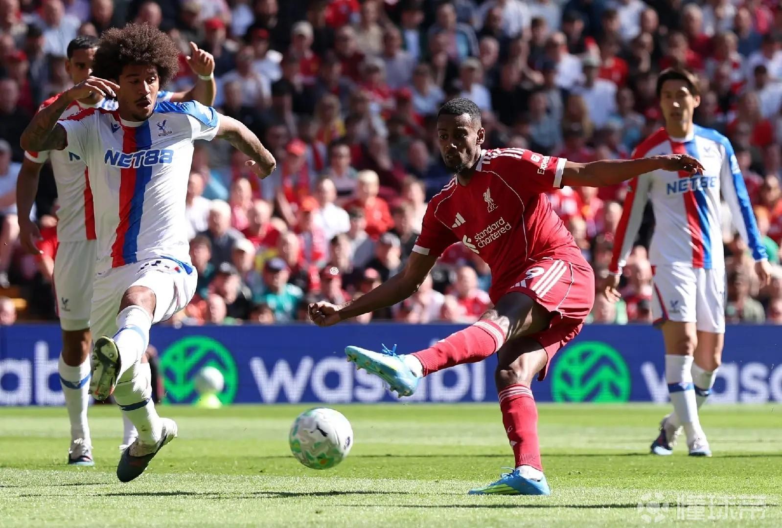 伊萨克为利物浦首开记录，时隔四个月再度取得进球