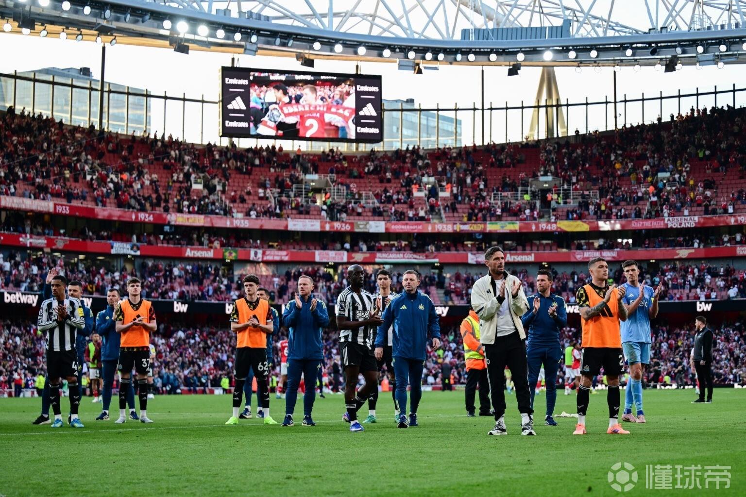 吉马良斯：客战阿森纳并不容易，但至少今天我们展现出了斗志