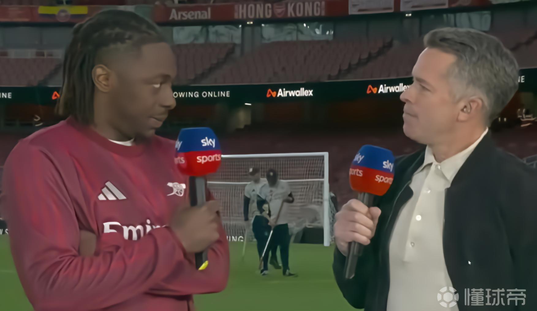 埃泽：和厄德高搭档很默契，他是一位特别的球员且极具创造力