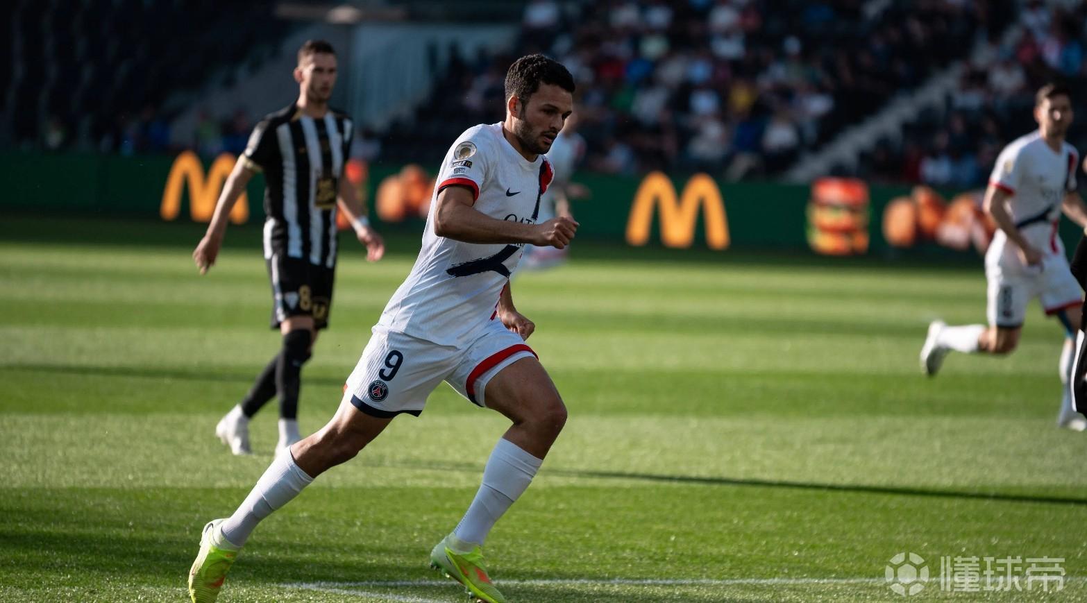 恩里克批评将贡萨洛-拉莫斯罚下场的决定：这简直是个笑话