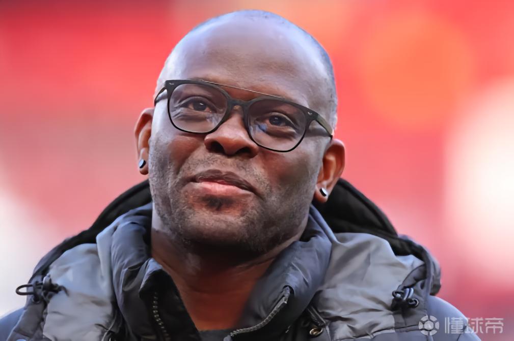 萨哈：曼联买中场风格要对标赖斯，攻防两端作用全面