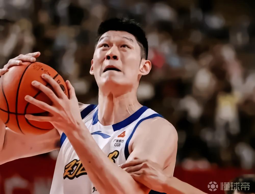 胡金秋：想尽量延续职业生涯，在CBA打到父子同场