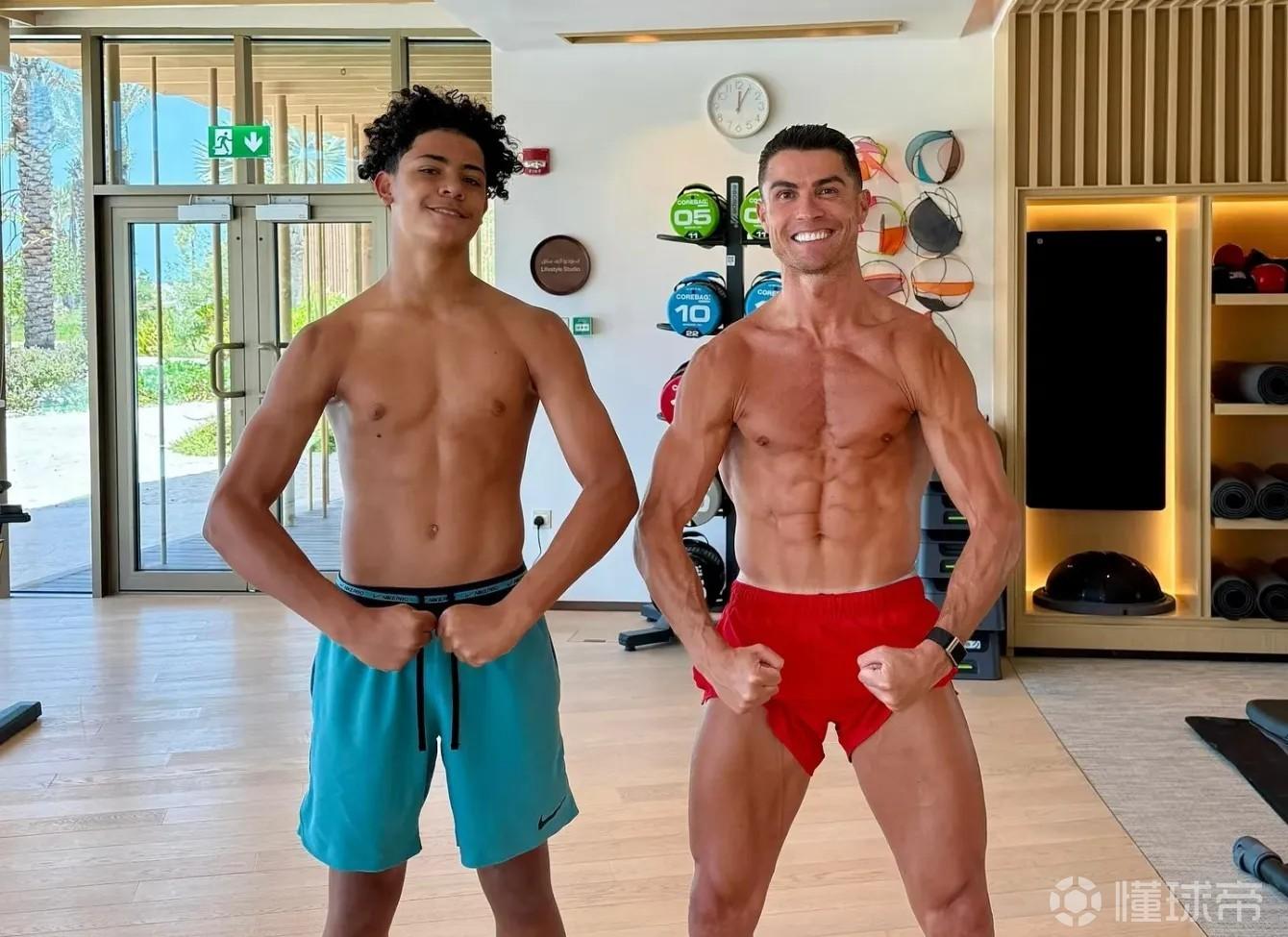 丰特：C罗11、12岁时半夜还在健身房锻炼，他试图超越所有人