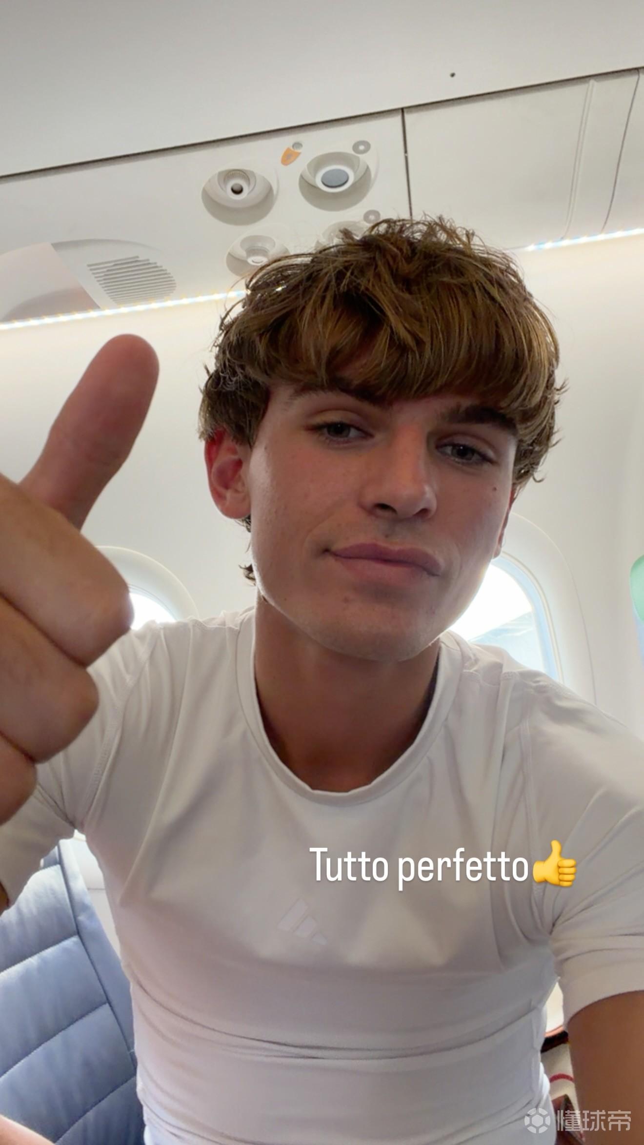 头部碰撞后被送医院检查，尼科-帕斯社媒报平安：一切完美