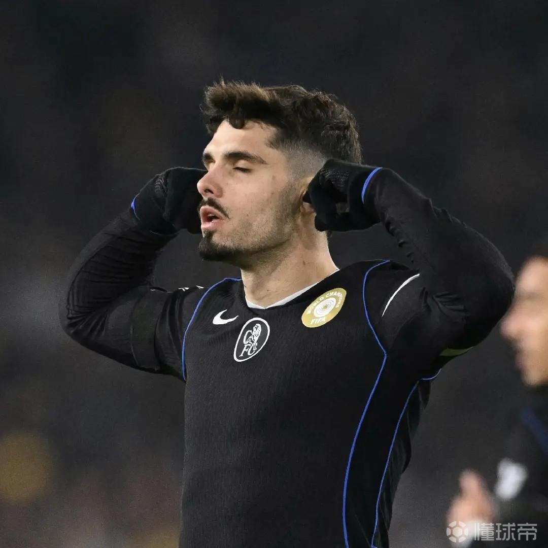 利兹联数月前发布内托捂耳照片嘲讽切尔西，现在惨遭“鞭尸”