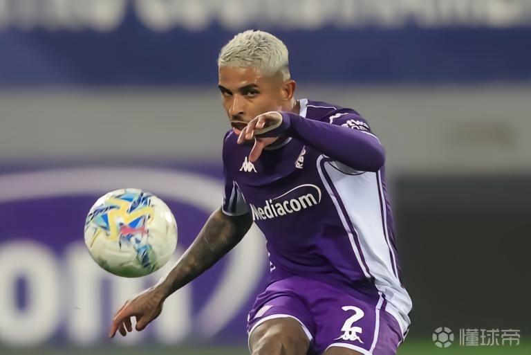 意媒：加斯佩里尼希望罗马在今夏引进佛罗伦萨的右后卫多多