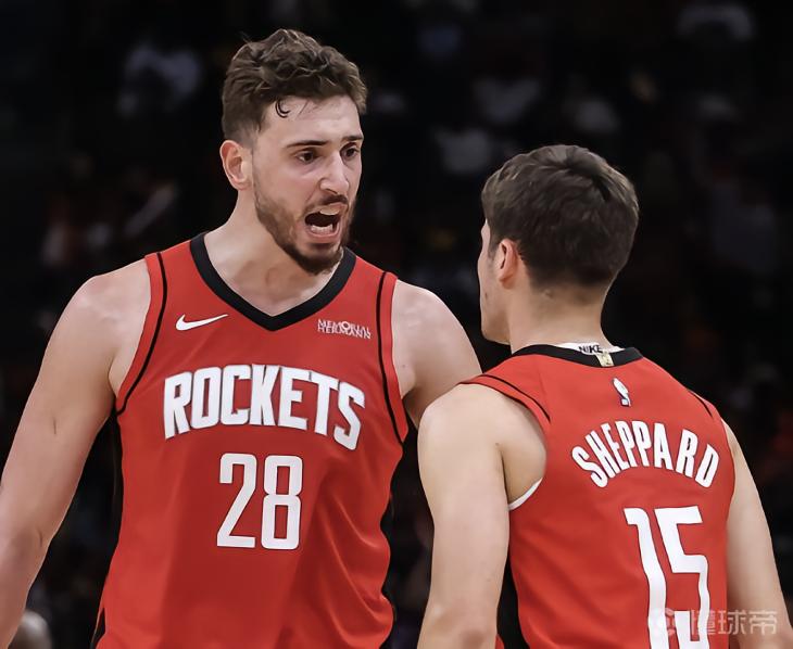 比肩大梦时期！火箭首发球员得分均15+，队史29年来季后赛首次