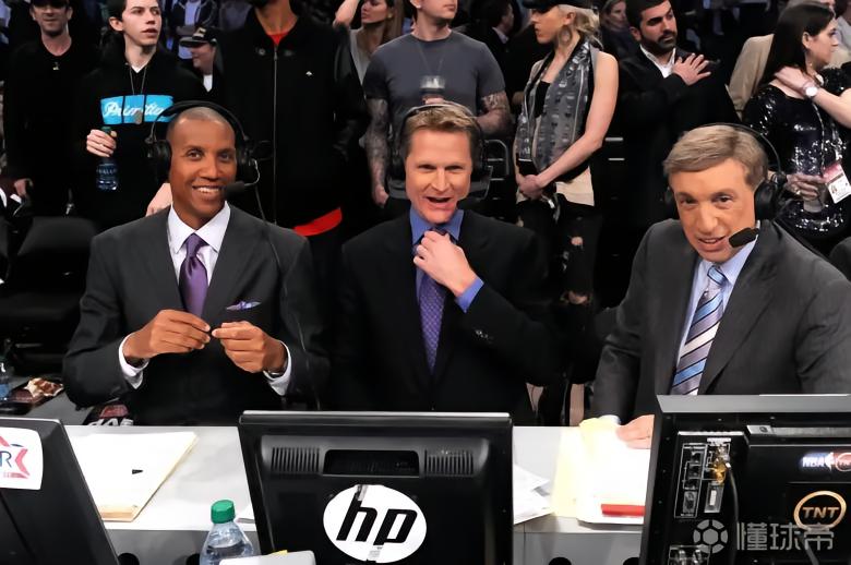 美记：NBC和亚马逊邀请科尔回归解说席，火箭也应该追逐科尔