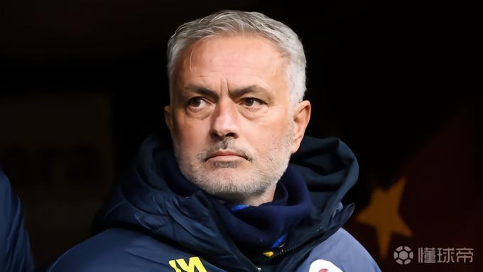 球报：如果想去皇马执教，穆帅可自己付违约金与本菲卡解约