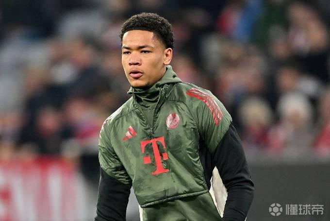 德天空：拜仁想尽快续约普雷斯科特，切尔西和尤文都对他有意