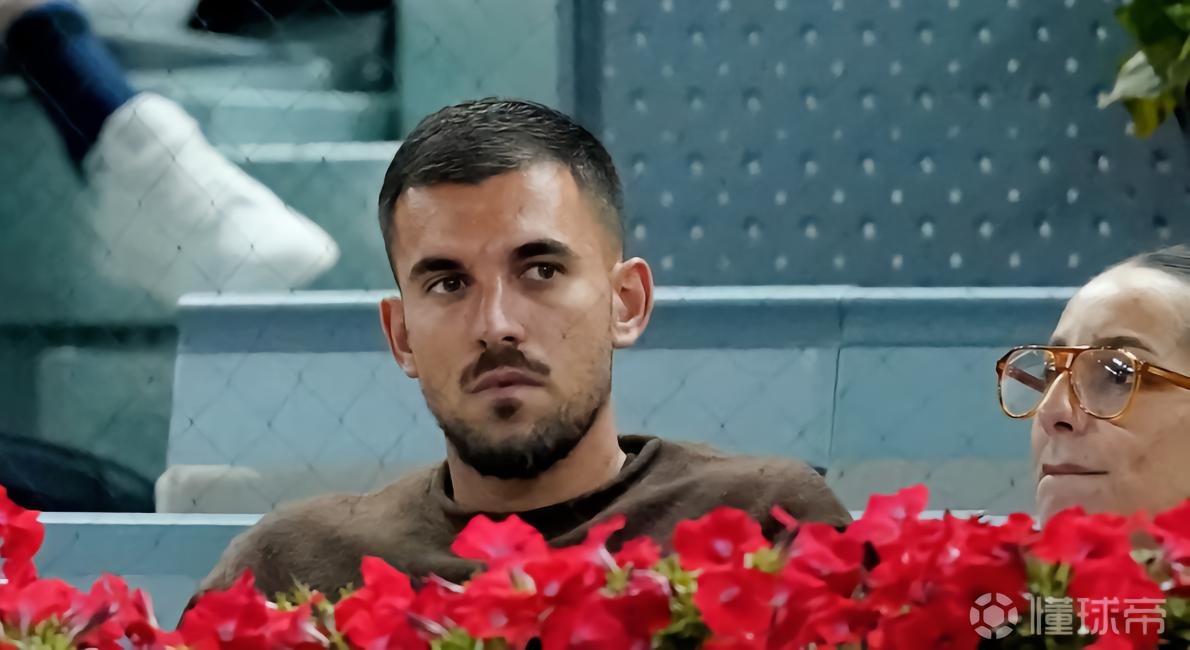 阿斯：塞瓦略斯与阿韦洛亚之间的隔阂，是皇马队内矛盾的缩影