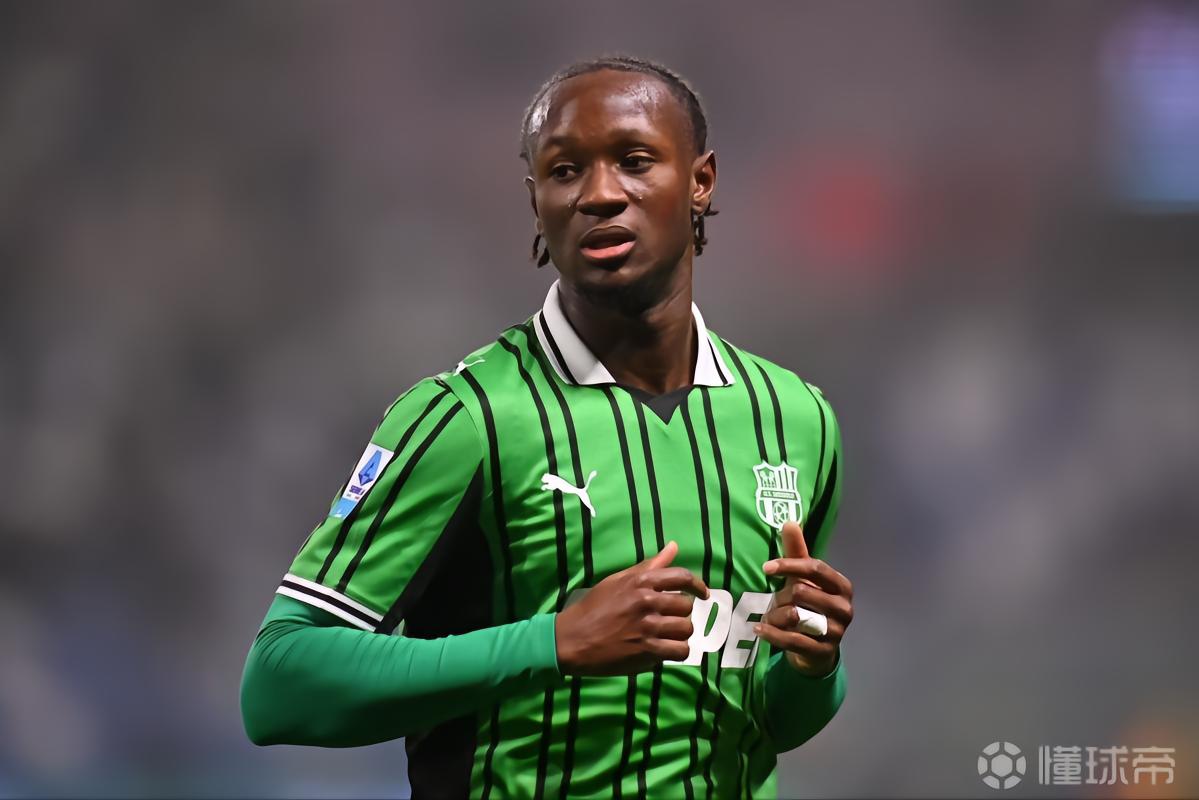 记者：米兰在关注伊斯梅尔-科内，可能把卡马尔达加入交易