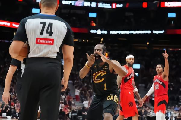 骑士猛龙G4最后两分钟裁判报告：共出现7次漏判，骑士获利4次