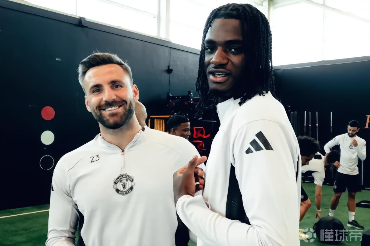 搞副业，太阳报：曼联小将海文即将推出个人专属服饰系列