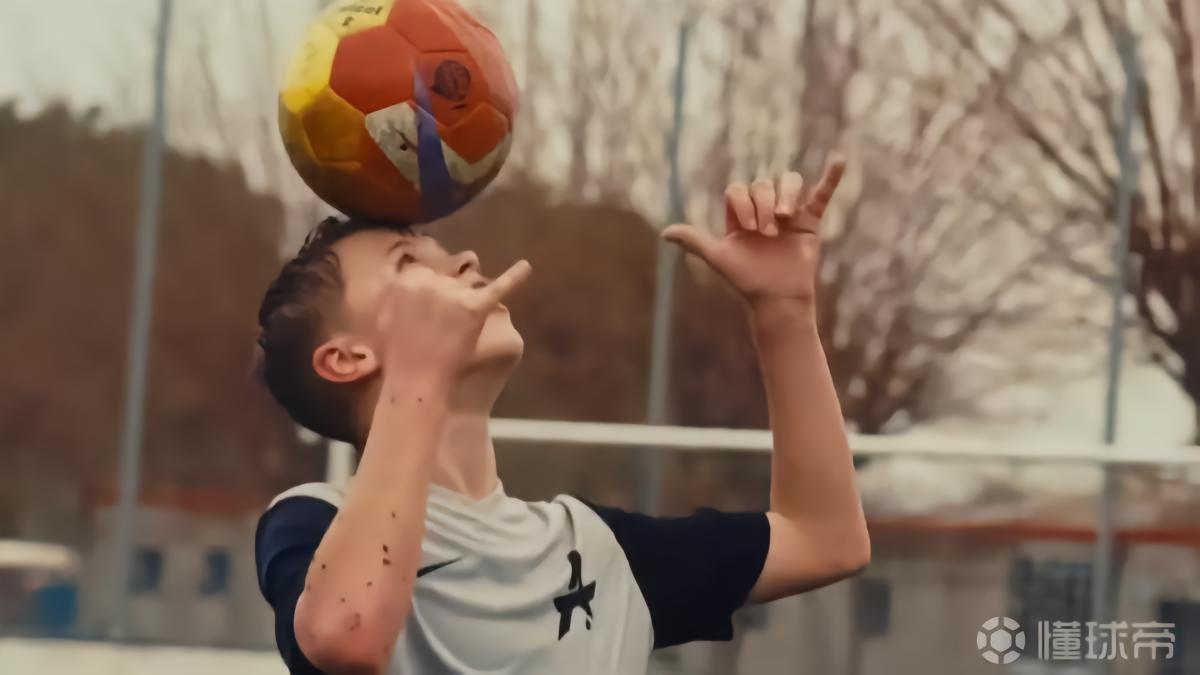 每体：巴萨签下波兰小将戈拉尔，他将加入U13梯队