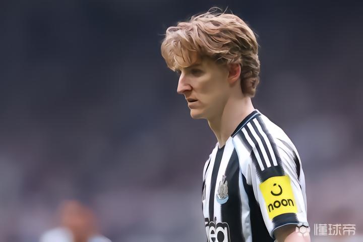 TA：纽卡非常乐意出售戈登，拜仁和切尔西是潜在买家