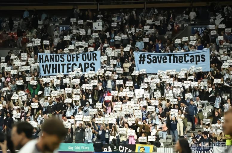 TA：因球市不佳，穆勒现效力的温哥华白浪可能搬去拉斯维加斯