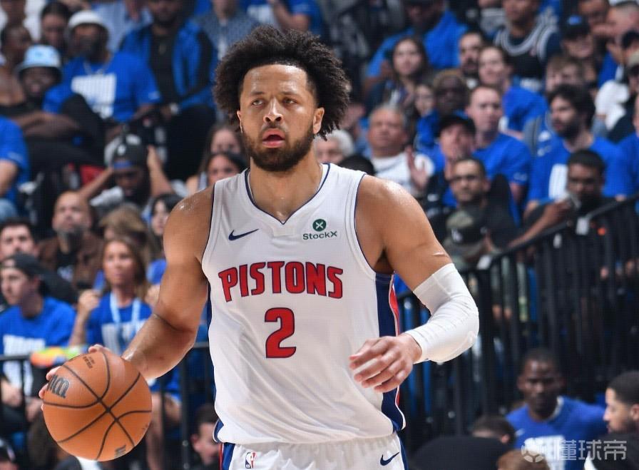 场均8失误，坎宁安连续三场季后赛累计24个失误，历史最多