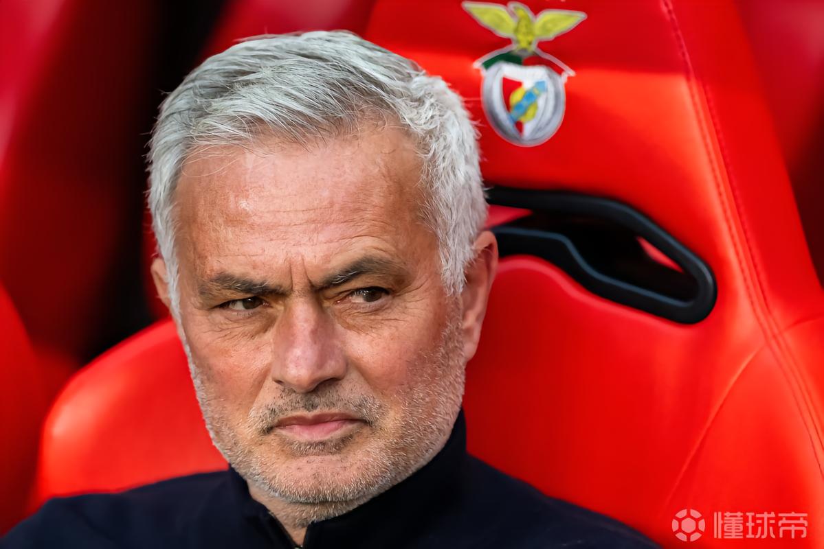 德天空：老佛爷和门德斯谈穆帅重返皇马事宜，合同不是问题