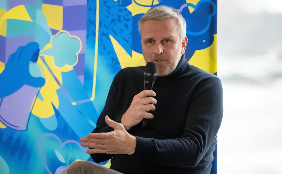 哈曼：巴黎现在是最好的球队，稍稍领先拜仁一步