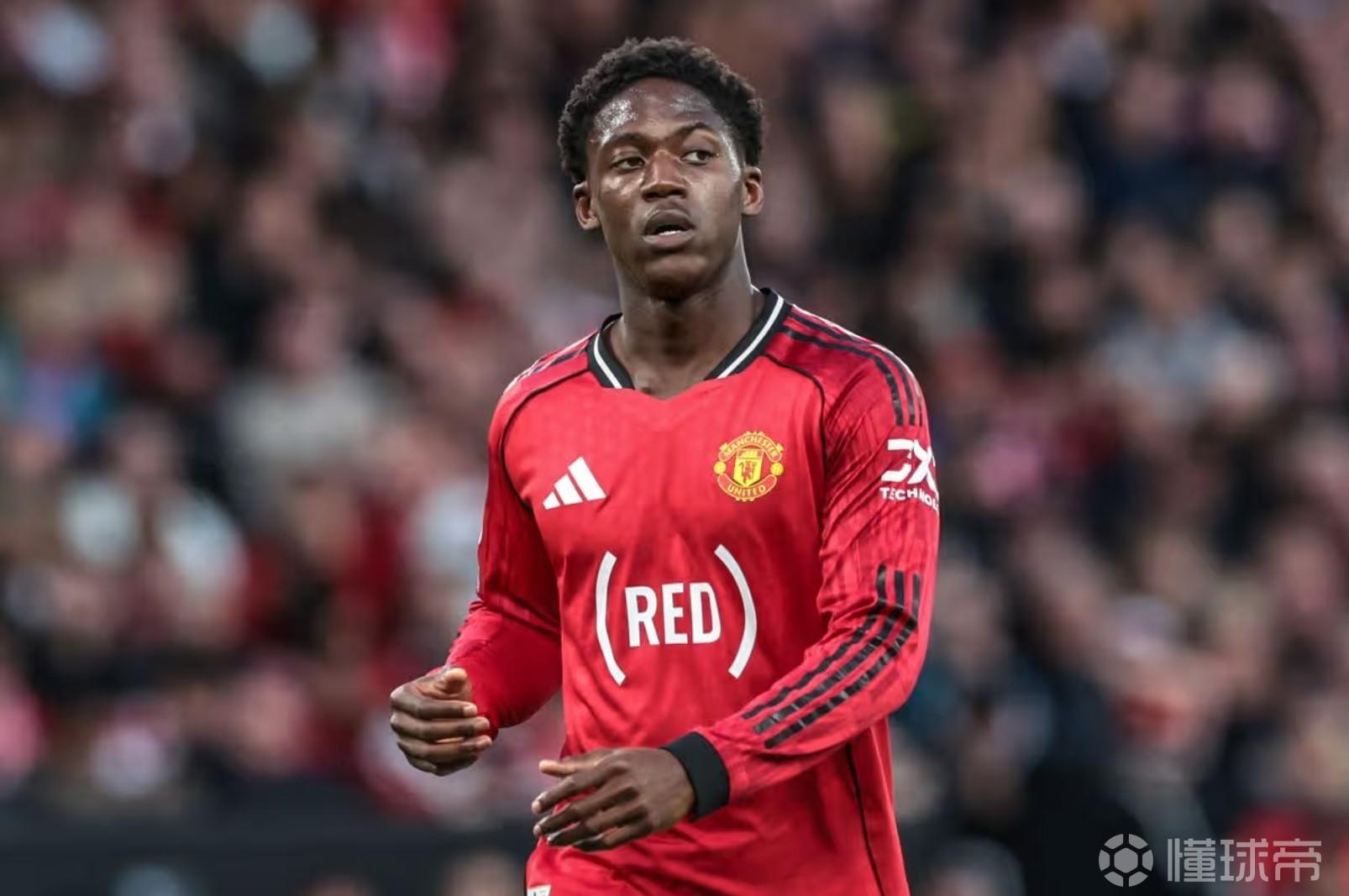 曼晚：梅努在曼联战术调整后，对阿莫林做出了最好回应