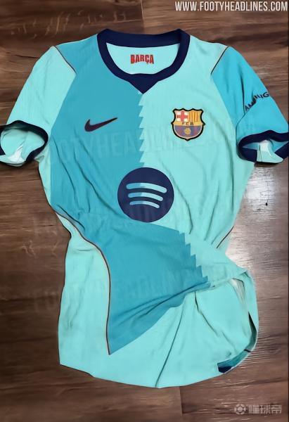 巴萨新赛季二客球衣曝光：薄荷绿色调，领口内侧有“巴萨”字样